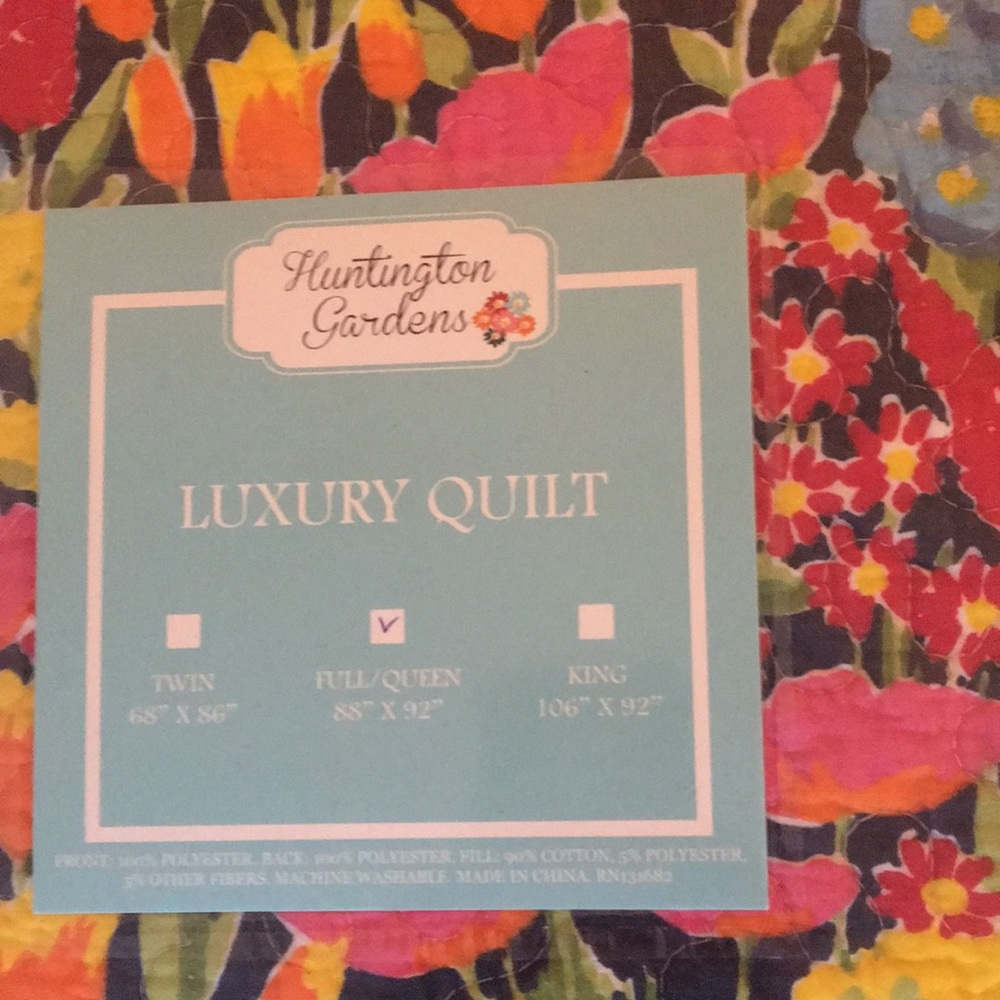 NWT Summer Quilt Set - Full/Queen + Shams - Picture 3 of 11
